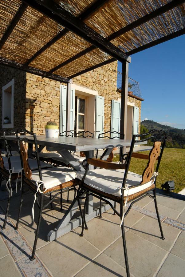 B&B Normanna Dolceacqua Buitenkant foto