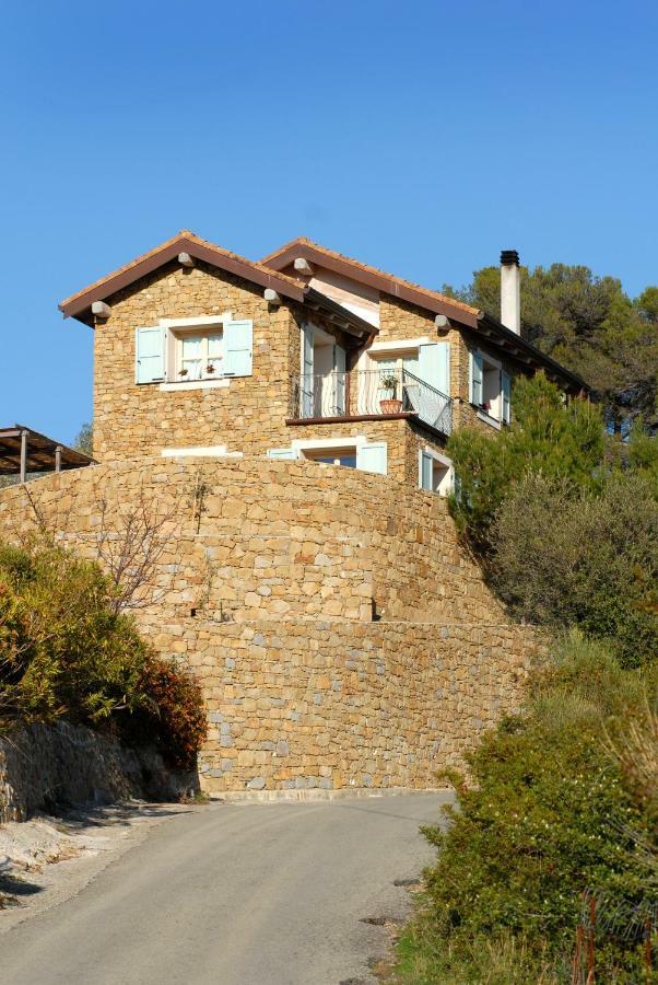 B&B Normanna Dolceacqua Buitenkant foto