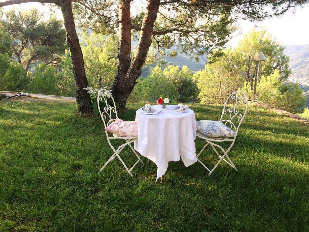 B&B Normanna Dolceacqua Buitenkant foto